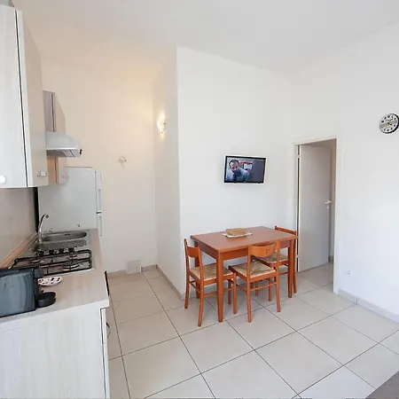 Apartment Dama